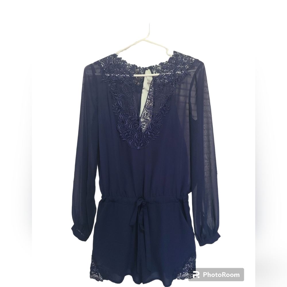 Marciano Jumper! Size XS